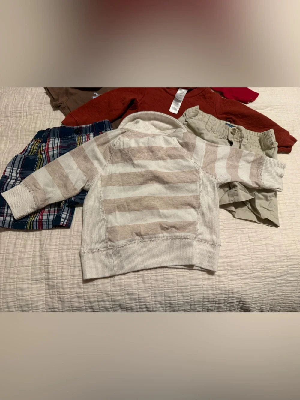 Lot of 6 piece baby clothes 12 months various brands in good condition
